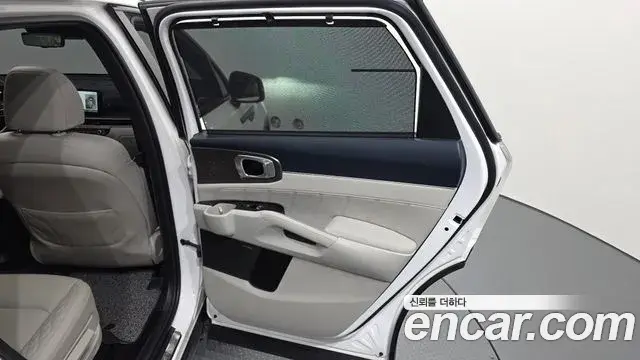 Kia Sorento 2024 — ფოტო 20/34