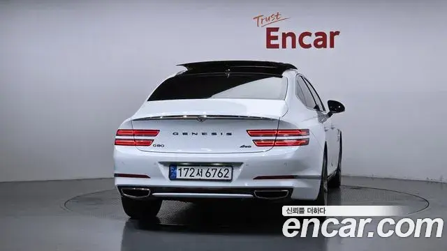 Genesis G80 2023 — Photo 16/20