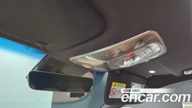 Genesis G80 2023 — Photo 15/20