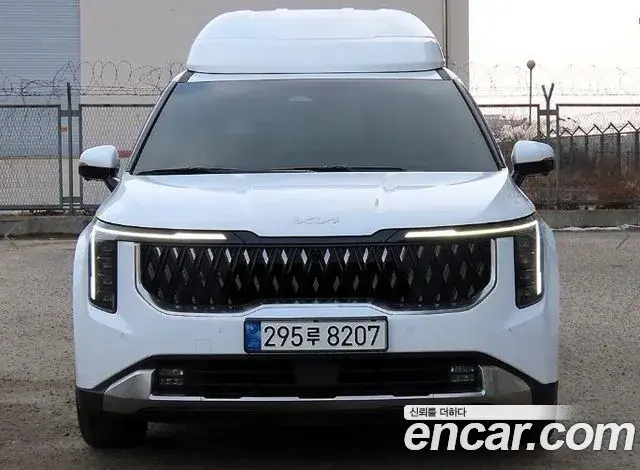 Kia Carnival 2024 — Şəkil 1/20