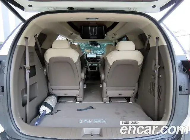 Kia Carnival 2024 — Şəkil 13/20