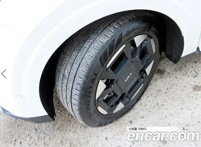 Kia Carnival 2024 — Şəkil 19/20