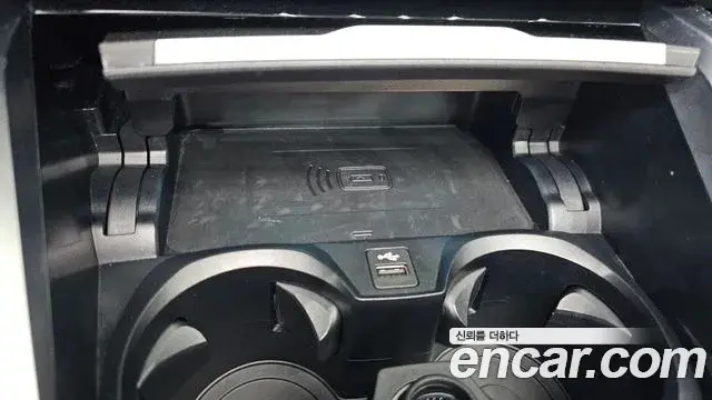 BMW 4 Series 2023 — Şəkil 24/33