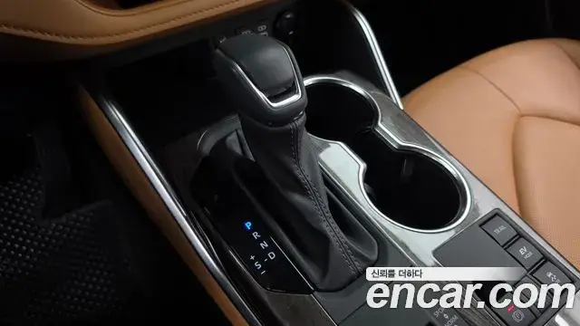 Toyota Highlander 2025 — ფოტო 35/35