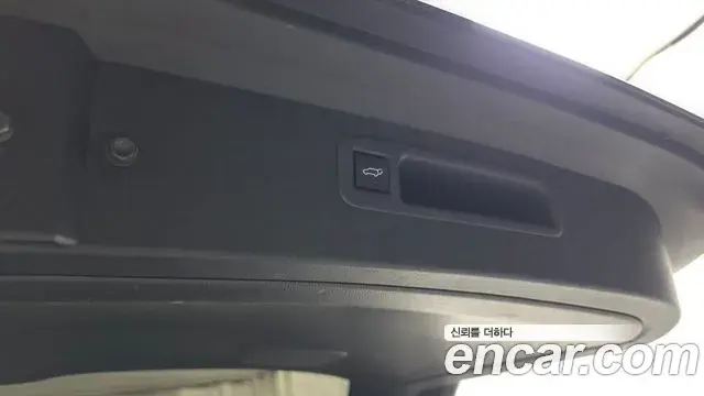 Toyota Highlander 2025 — ფოტო 29/35