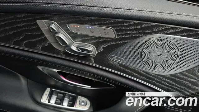 Mercedes-Benz AMG GT 2023 — Photo 8/40