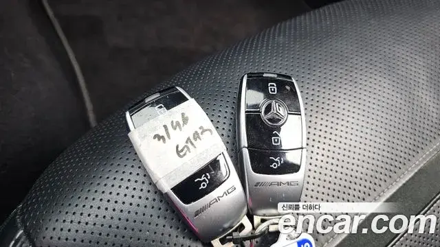 Mercedes-Benz AMG GT 2023 — Photo 2/40