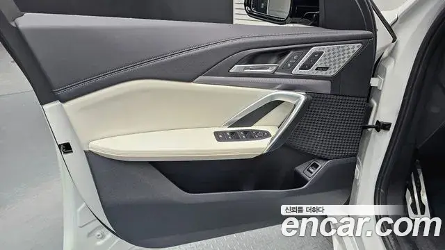 BMW X2 2024 — Şəkil 31/32