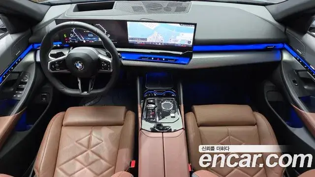 BMW 5 Series 2024 — Photo 11/20