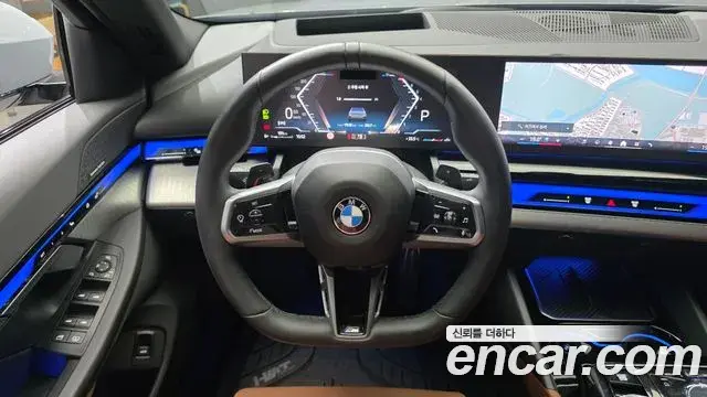 BMW 5 Series 2024 — Photo 9/20