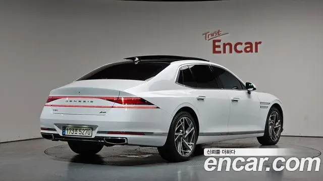 Genesis G90 2022 — Şəkil 35/38