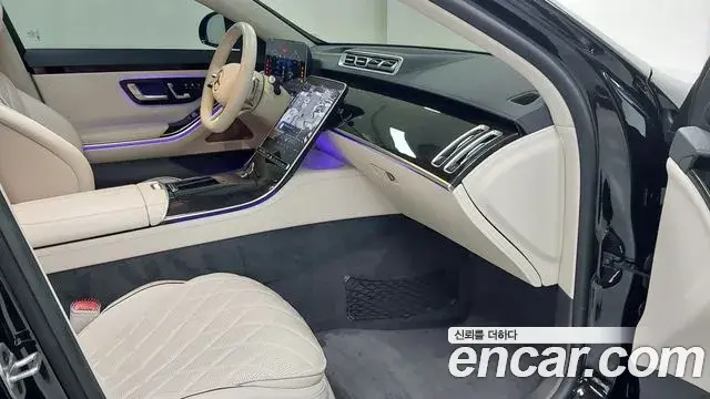 Mercedes-Benz S-Class 2025 — Photo 14/18