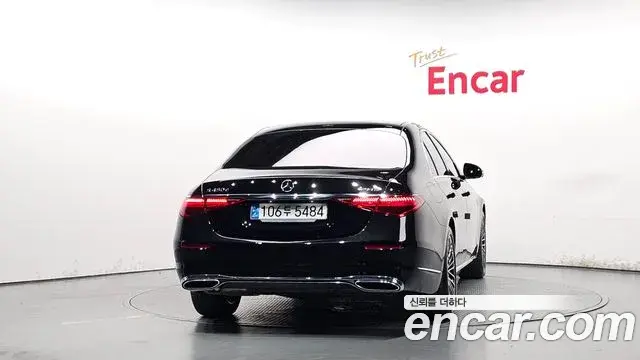 Mercedes-Benz S-Class 2024 — Photo 3/20
