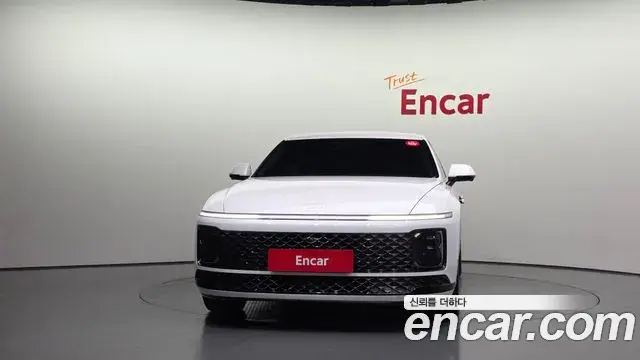 Hyundai Grandeur Hybrid 2023 — ფოტო 15/20