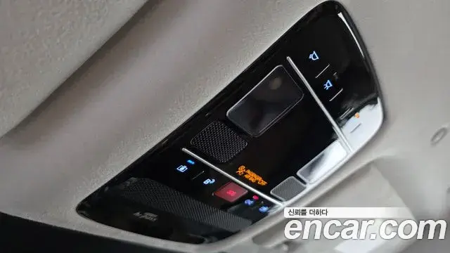Hyundai Grandeur Hybrid 2023 — ფოტო 5/20