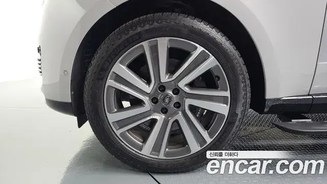 Land Rover Range Rover 2025 — Şəkil 13/20