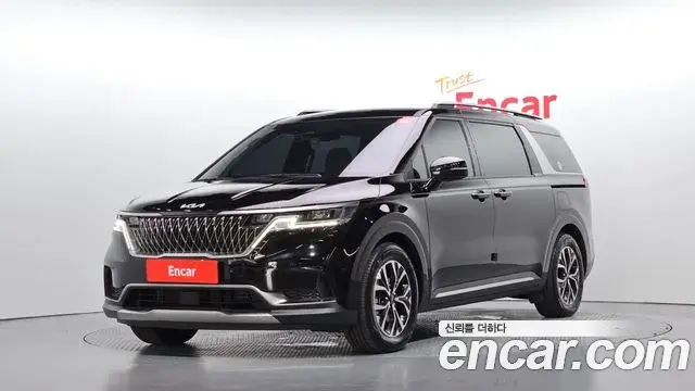 Kia Carnival 2022 — Фото 1/20