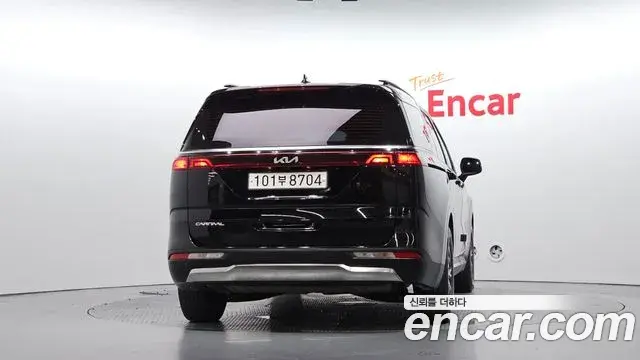 Kia Carnival 2022 — Фото 4/20