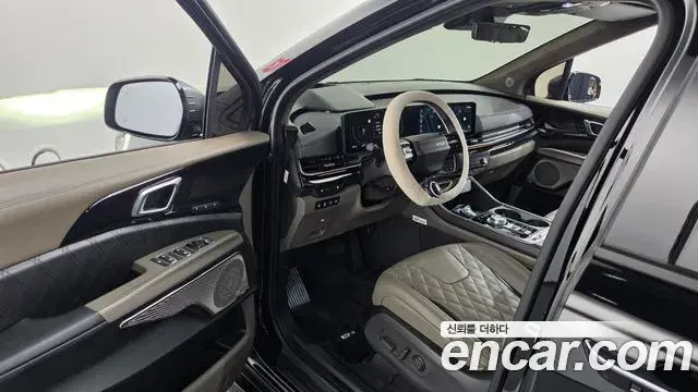 Kia Carnival 2025 — Photo 28/39