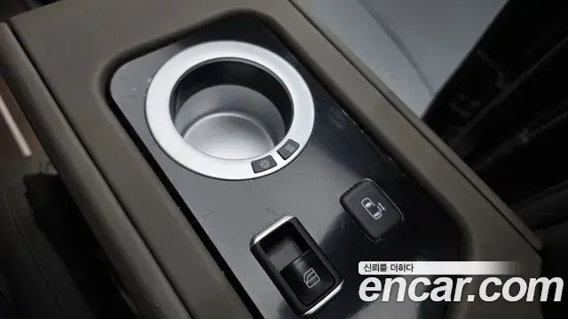 Kia Carnival 2025 — Photo 16/39