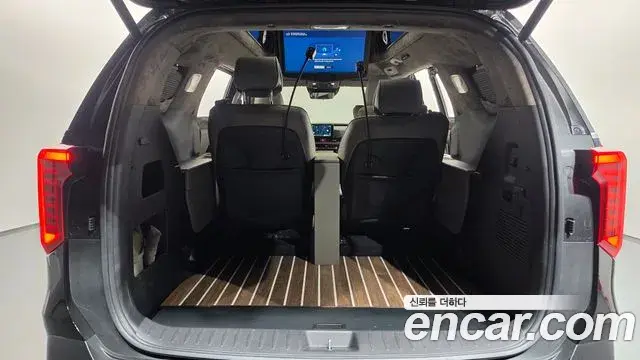 Kia Carnival 2025 — Photo 27/39