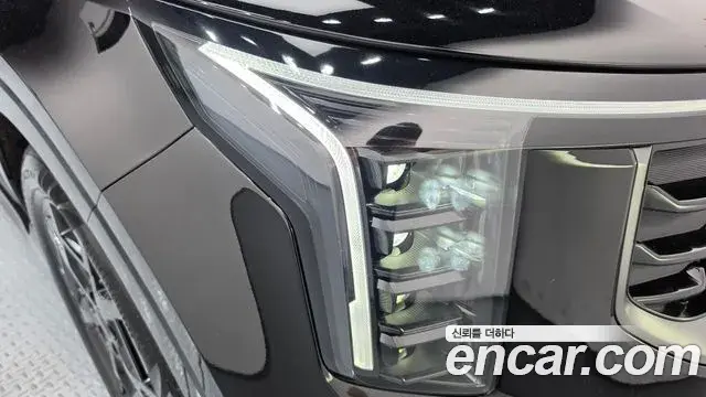 Kia Carnival 2025 — Photo 13/39