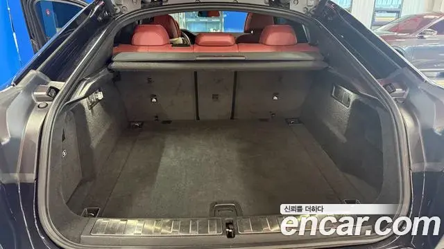 BMW X6 2021 — Photo 8/20