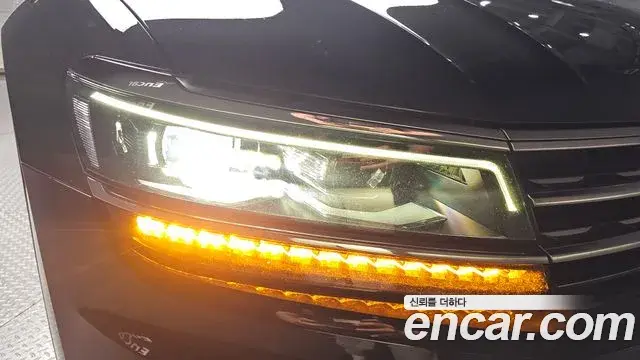 Volkswagen Tiguan 2020 — ფოტო 11/32
