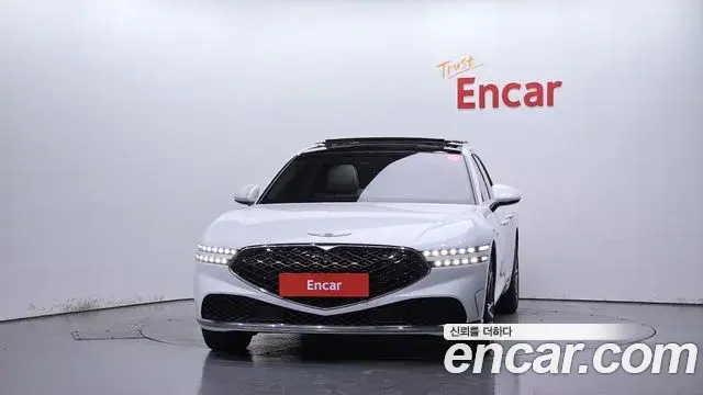 Genesis G90 2022 — ფოტო 17/31