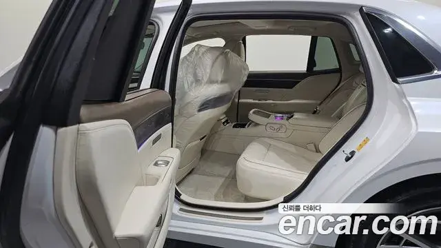 Genesis G90 2022 — ფოტო 3/31