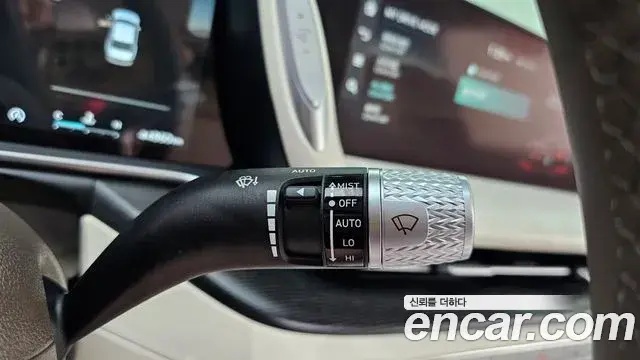Genesis G90 2022 — ფოტო 28/31