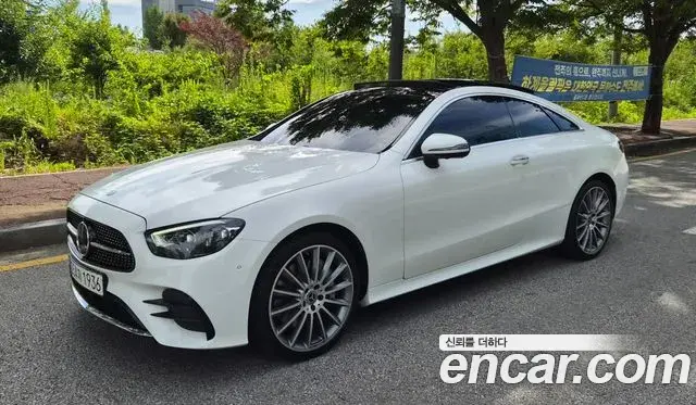 Mercedes-Benz E-Class 2021 — Фото 1/20