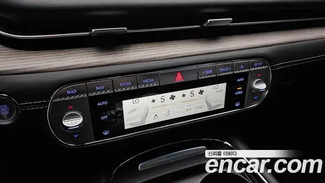 Genesis G90 2024 — Şəkil 32/34