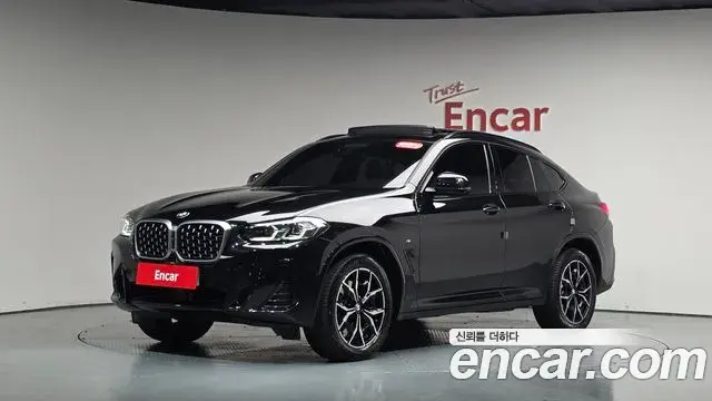 BMW X4 2024 — Фото 11/20