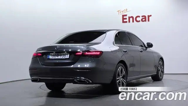 Mercedes-Benz E-Class 2021 — Фото 2/20
