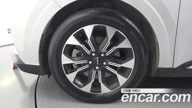 Kia Carnival 2022 — Photo 5/20