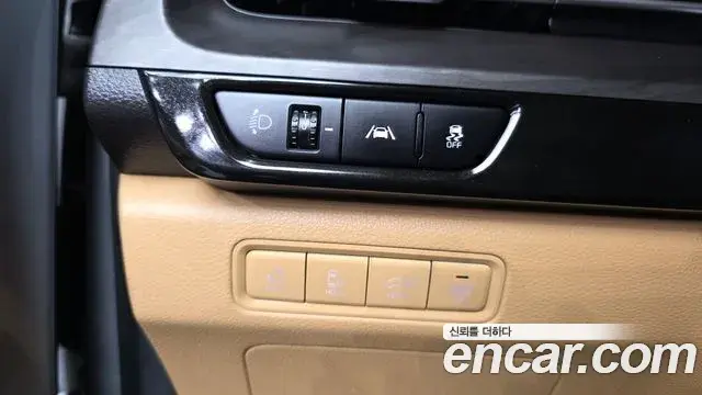 Kia Carnival 2022 — Photo 17/20