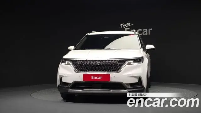 Kia Carnival 2023 — Photo 3/20