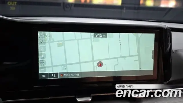 Kia Carnival 2023 — Photo 14/20