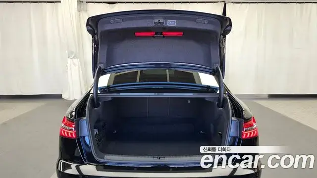 Audi A6 2021 — ფოტო 5/33