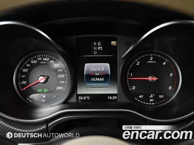 Mercedes-Benz V-Class 2018 — Фото 6/20