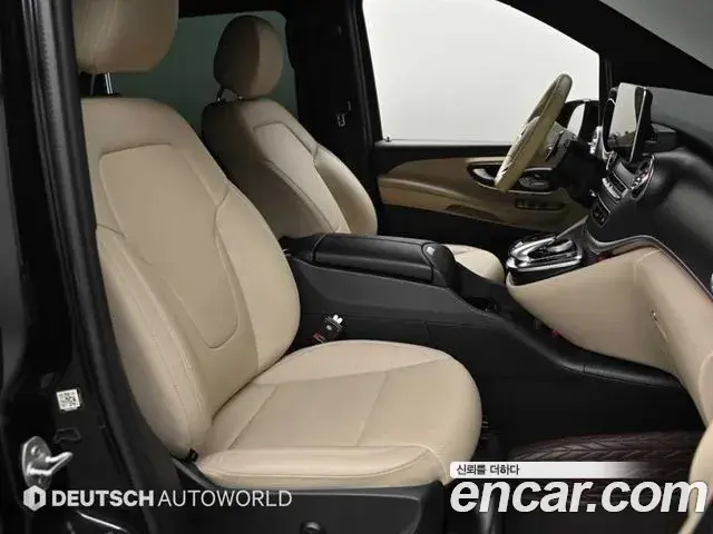 Mercedes-Benz V-Class 2018 — Фото 8/20