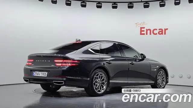 Genesis Electrified G80 2023 — Фото 2/20