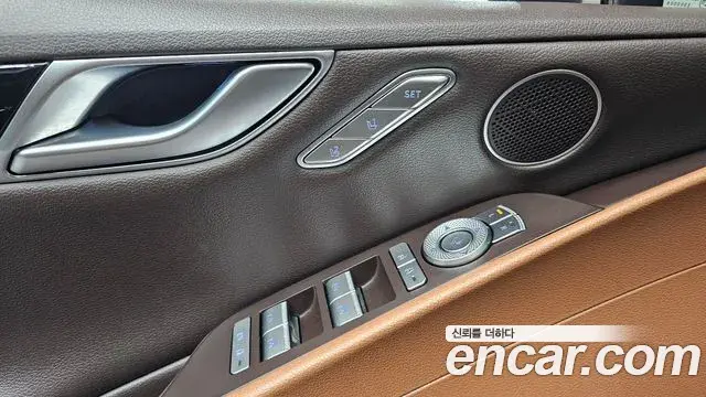 Genesis G80 2023 — ფოტო 12/33