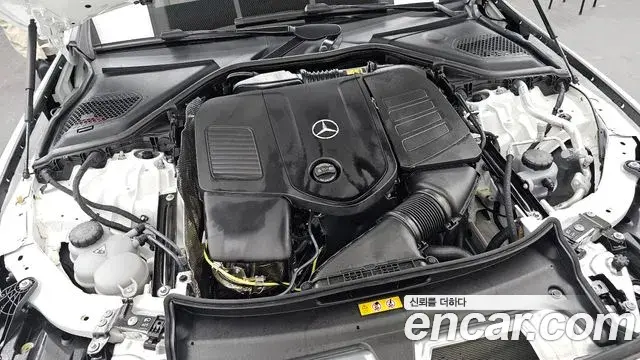 Mercedes-Benz E-Class 2026 — Photo 20/35