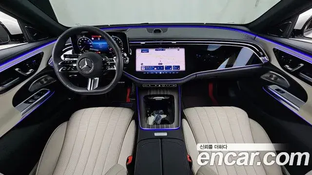 Mercedes-Benz E-Class 2026 — Photo 7/35