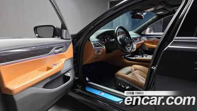 BMW 7 Series 2022 — ფოტო 10/36