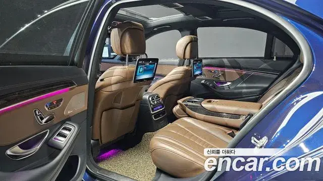 Mercedes-Benz S-Class 2018 — Фото 11/20