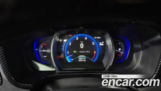 Renault Samsung QM6 2022 — ფოტო 20/32