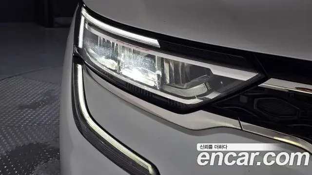 Renault Samsung QM6 2022 — ფოტო 4/32